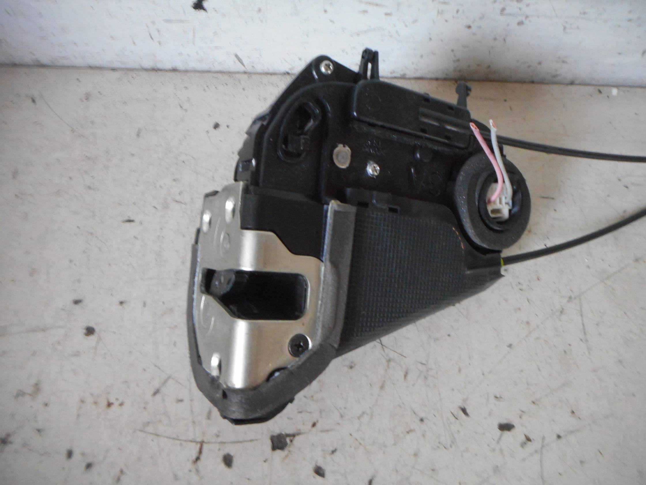 Serratura porta post. dx.